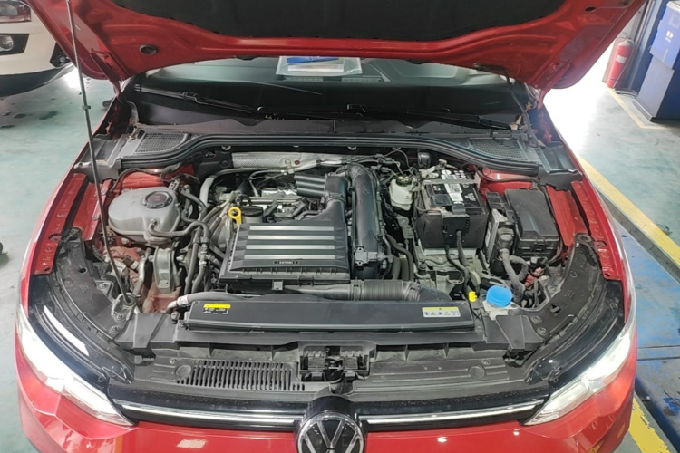 Volkswagen Golf 2023 #20 Volkswagen Golf 2023 car image #20