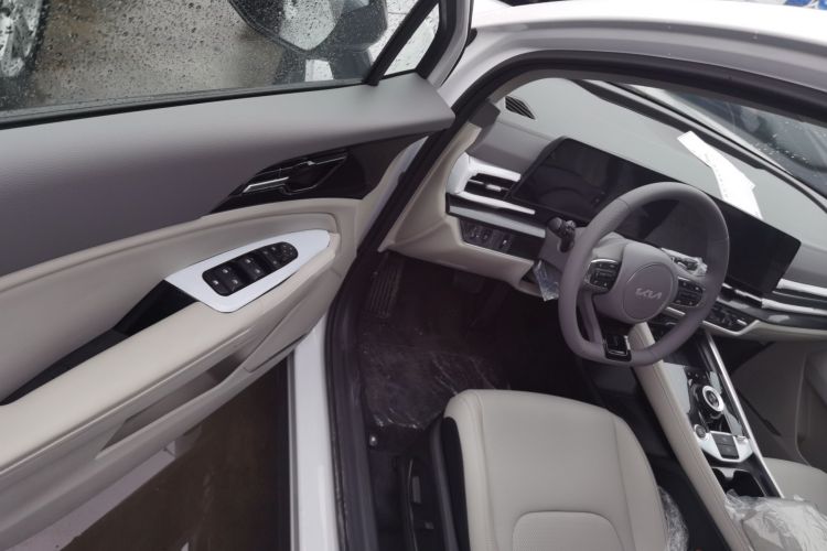 起亚 狮铂拓界 2025 汽车图片 #12