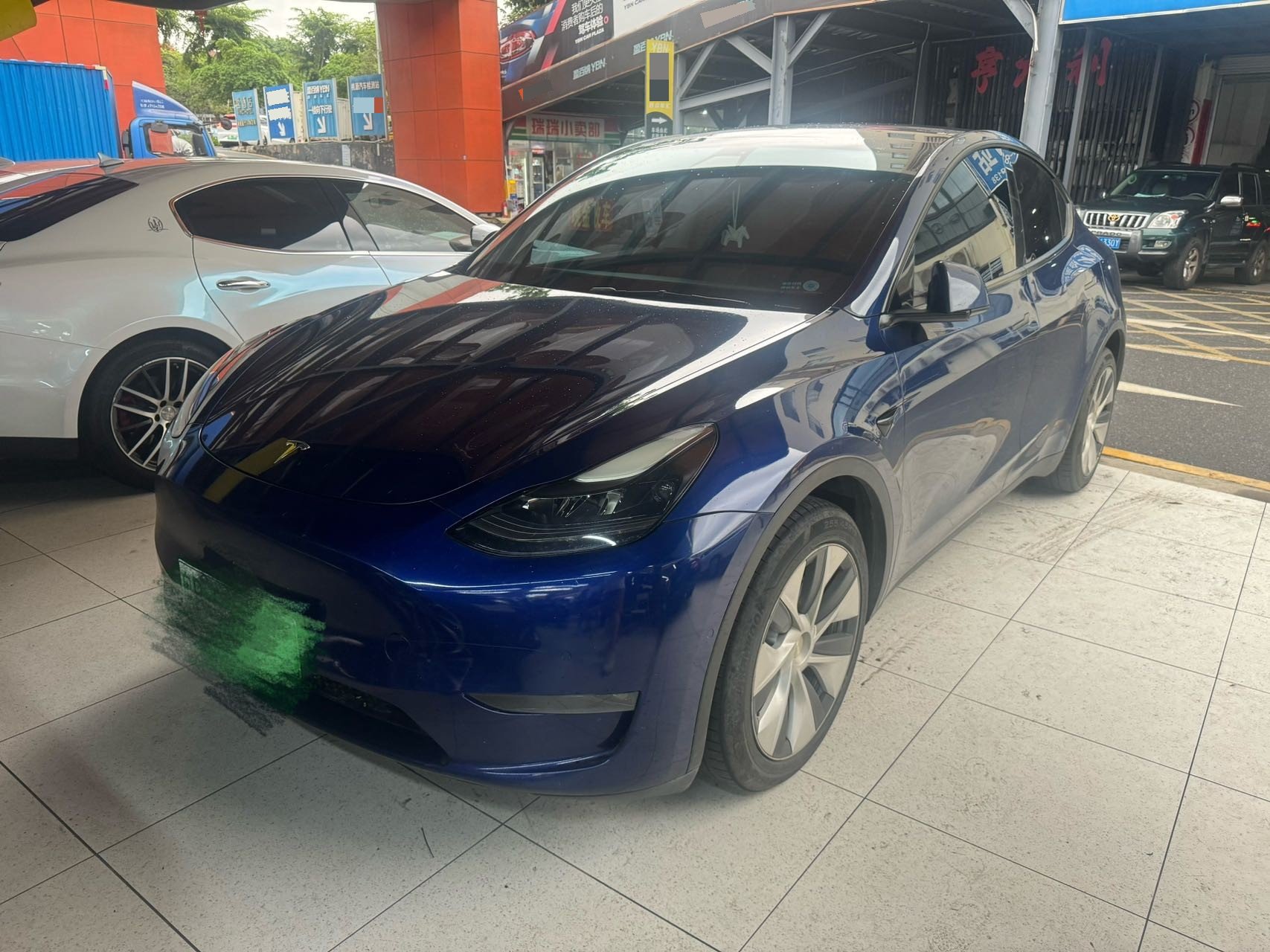 Tesla Model Y 2022 Tesla Model Y 2022 car image