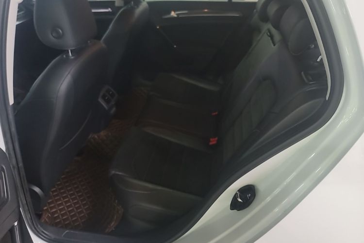 Volkswagen Golf 2019 #17 Volkswagen Golf 2019 car image #17