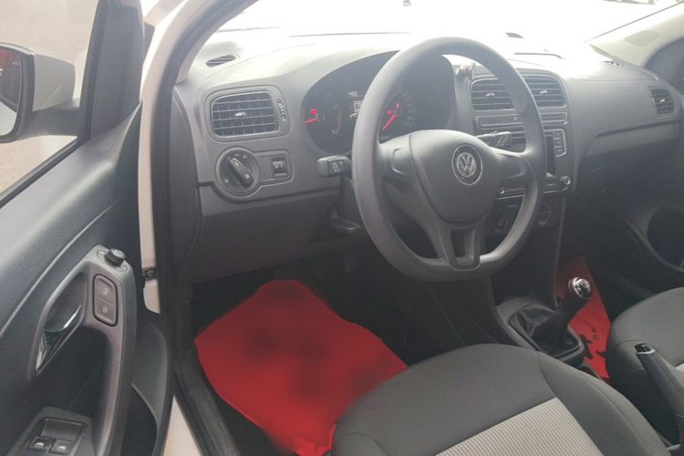 Volkswagen Polo 2016 #16 Volkswagen Polo 2016 car image #16
