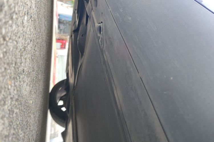 Tesla Model Y 2021 car image #24