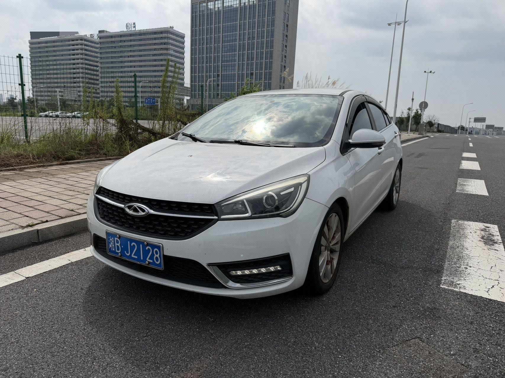 Chery Arrizo 5 2016 car image 