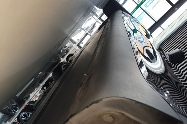 Tesla Model Y 2021 car image #27