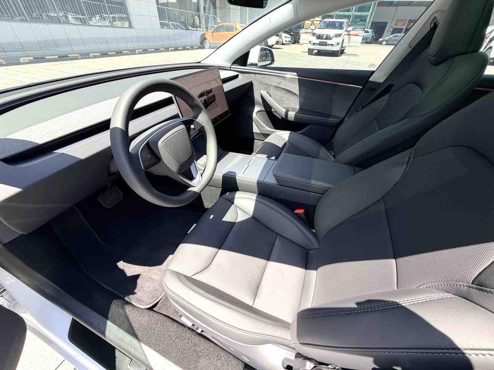 Tesla Model 3 2025 #8 Tesla Model 3 2025 car image #8