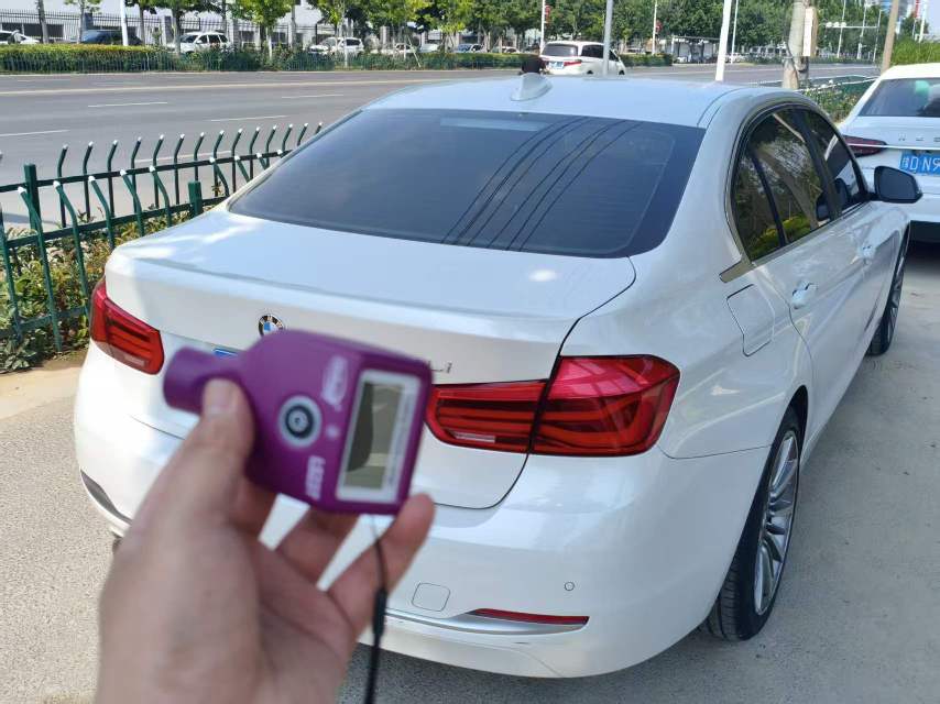 BMW 3 Series 2019 car image #8