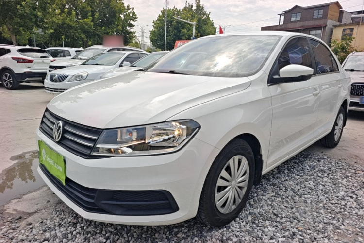 Volkswagen Santana 2018 car image #2