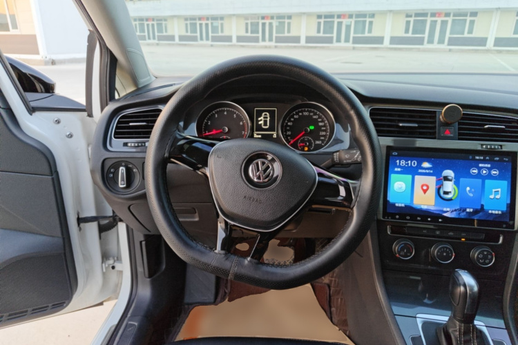 Volkswagen Golf 2017 #11 Volkswagen Golf 2017 car image #11