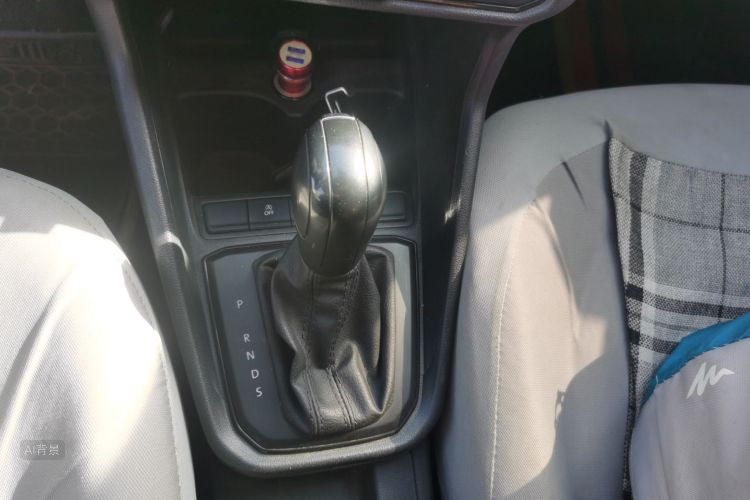 Volkswagen Santana 2022 car image #16