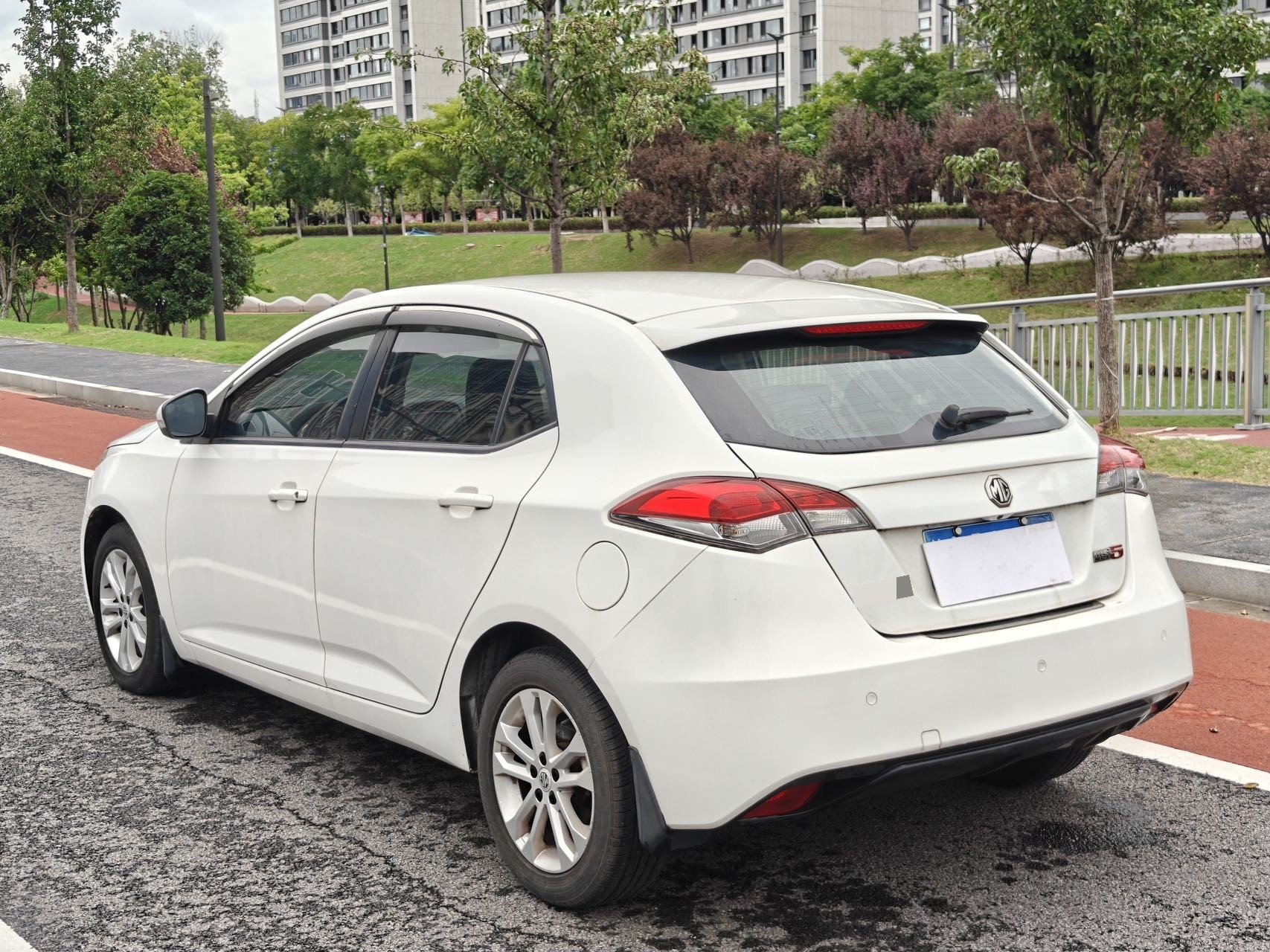 MG 5 2014 #3 MG 5 2014 imagen de coche #3