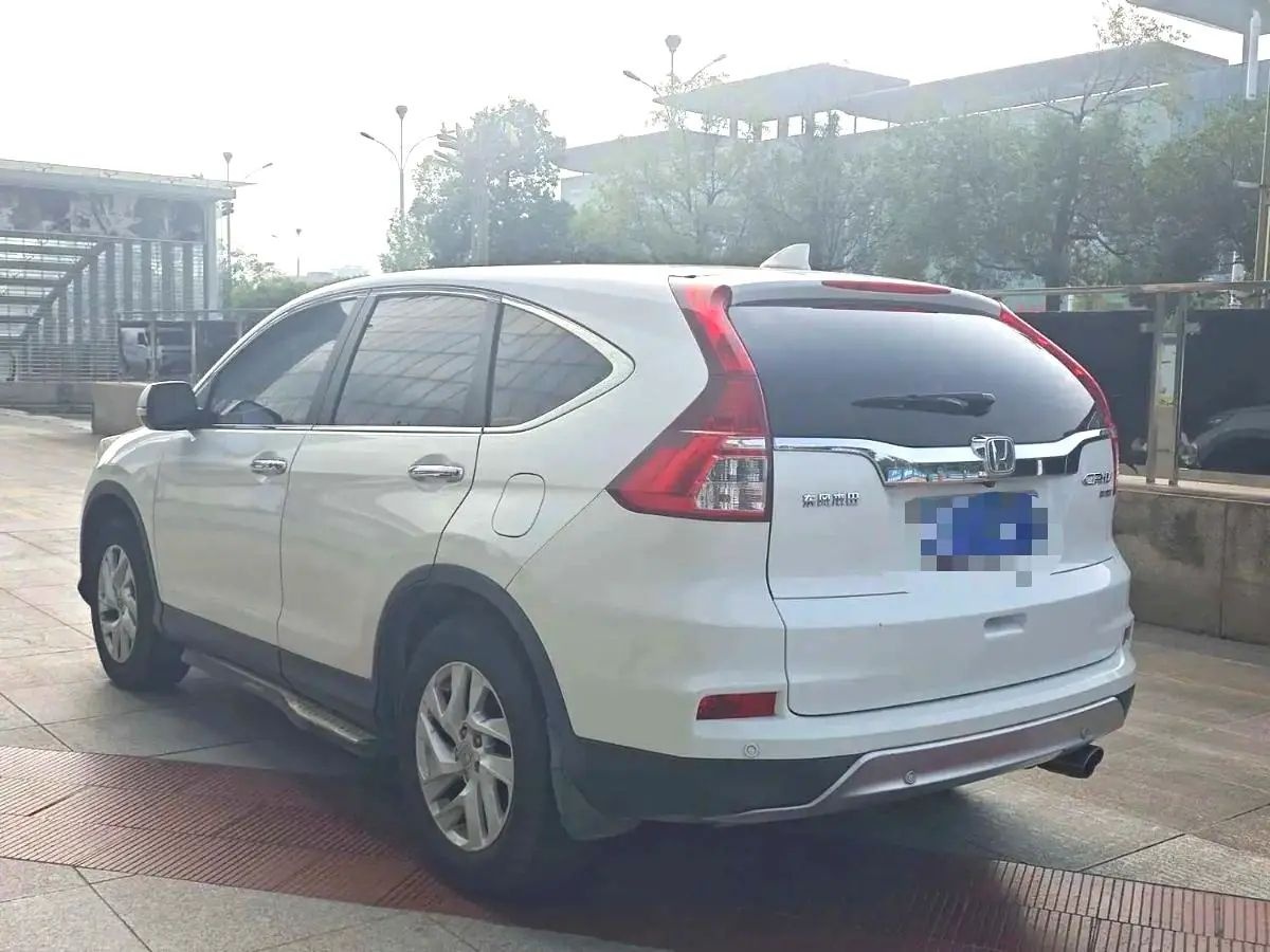 Honda CR-V 2015 #8 Honda CR-V 2015 car image #8