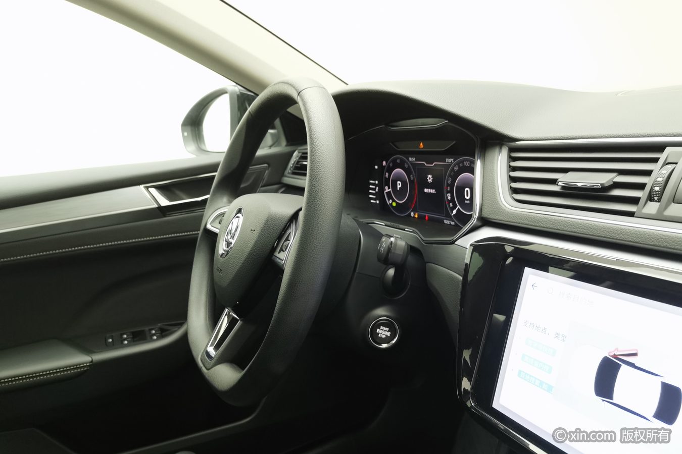 Skoda Superb 2025 car image #23