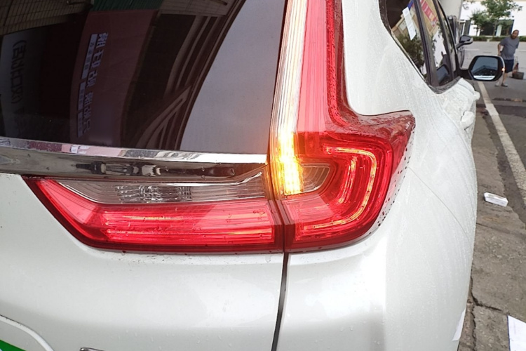 Honda CR-V 2019 car image #3
