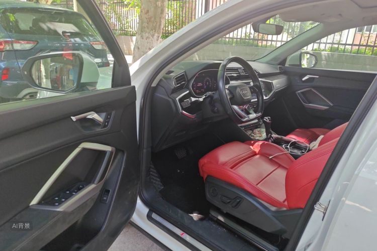 Audi Q3 2020 image de voiture #18