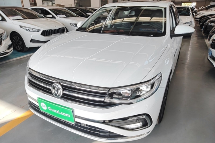 Volkswagen Bora 2023 car image #2