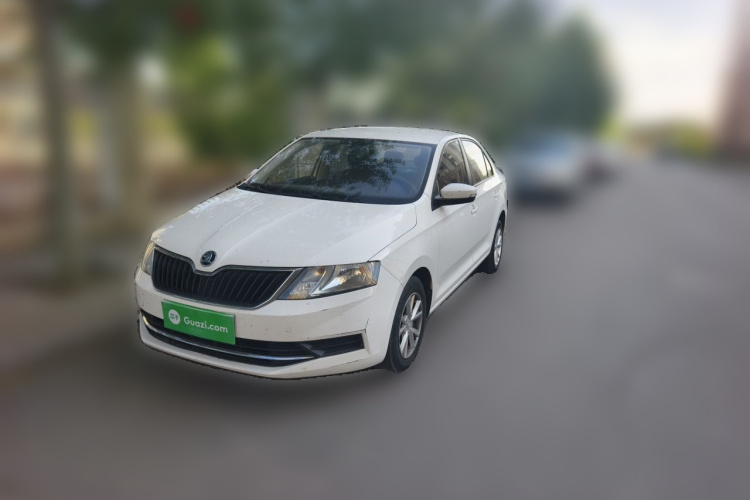 Skoda Rapid 2018 #2 Skoda Rapid 2018 image de voiture #2