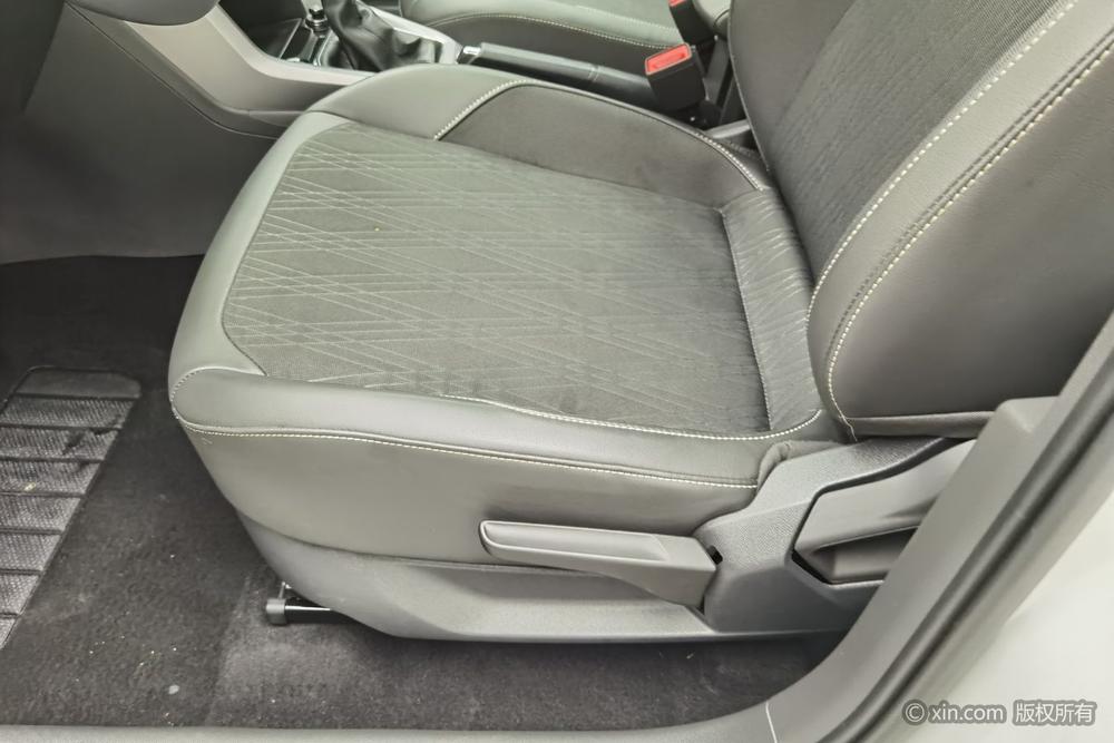 Volkswagen T-Cross 2021 car image #19
