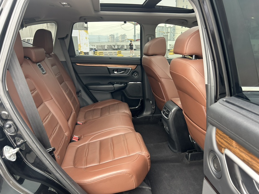 Honda CR-V 2020 car image #8