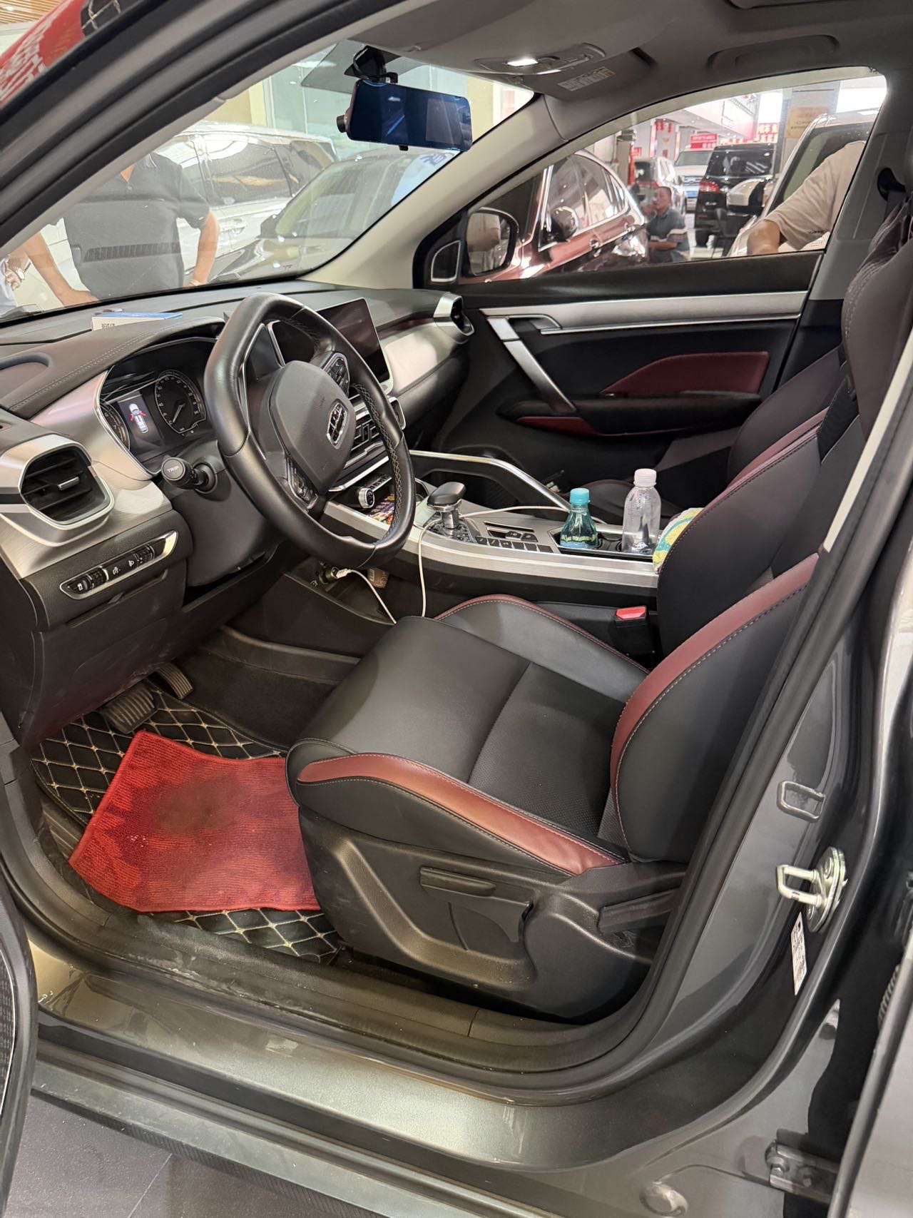 GEELY Coolray 2022 imagem de carro #3