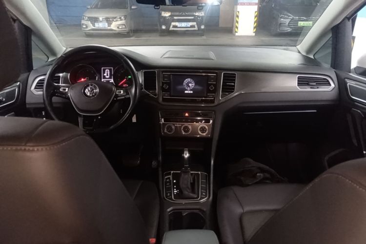 Volkswagen Golf 2018 #10 Volkswagen Golf 2018 car image #10