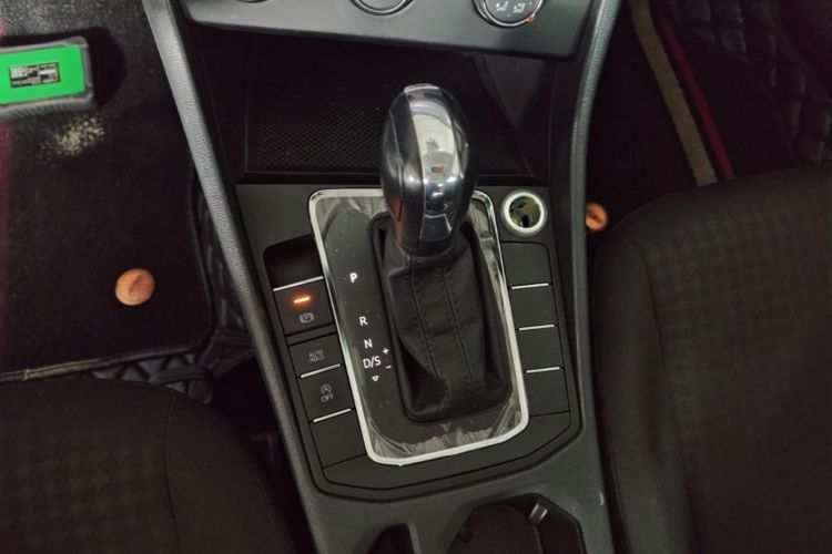 Volkswagen Bora 2020 car image #14