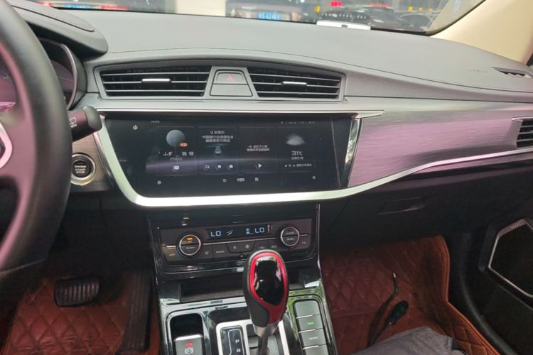 GEELY Emgrand GS 2020 #17 GEELY Emgrand GS 2020 car image #17