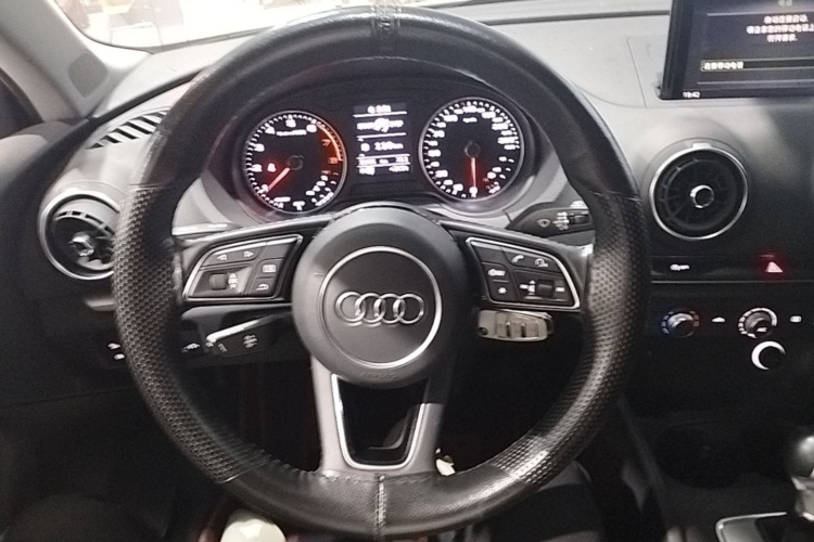 Audi A3 2021 car image #11