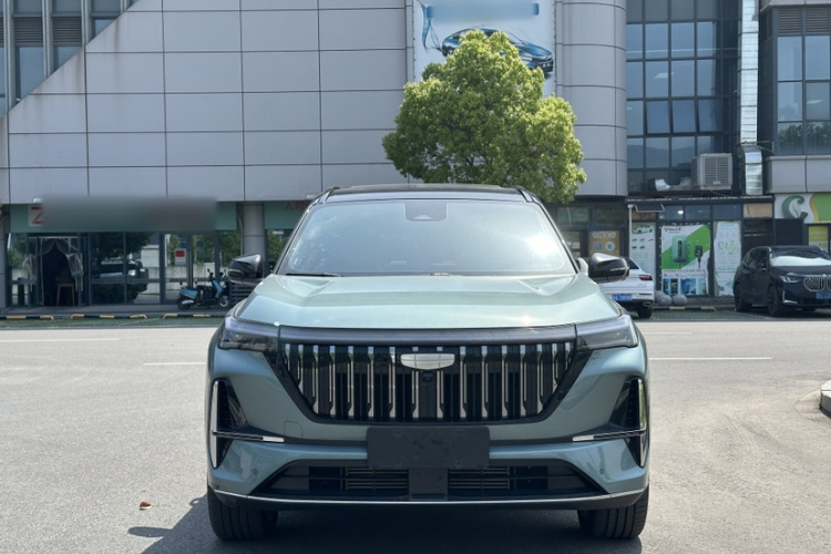 GEELY Boyue L 2025 car image #3