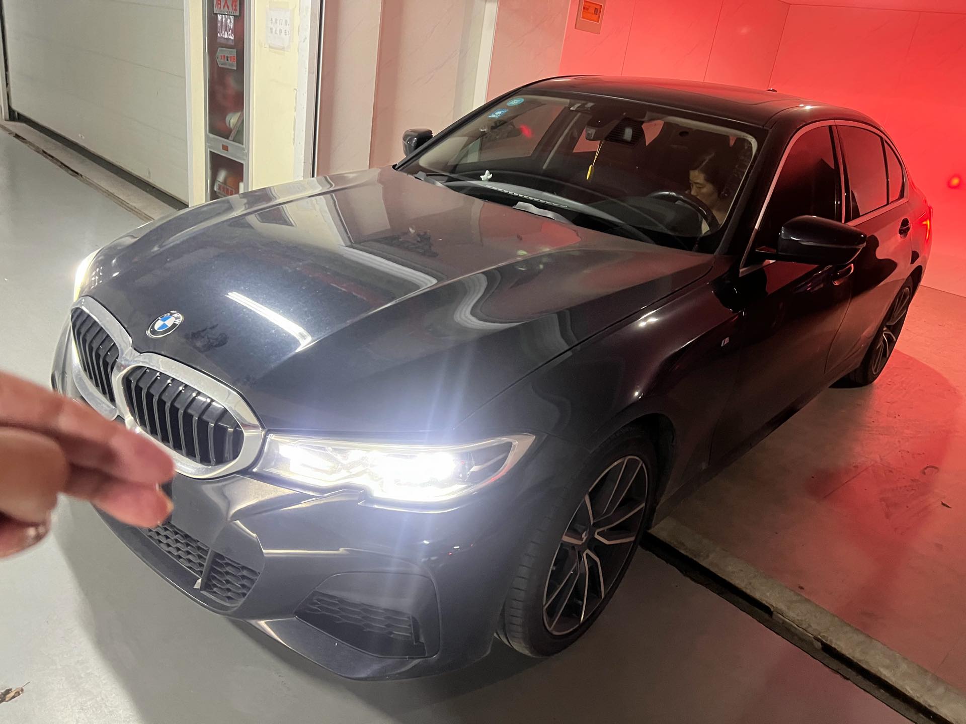 BMW 3 Series 2020 immagine di auto 