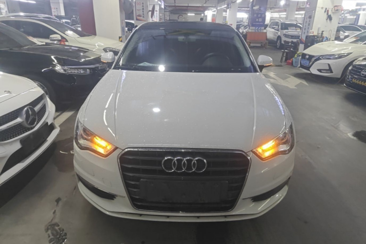 Audi A3 2016 car image #3