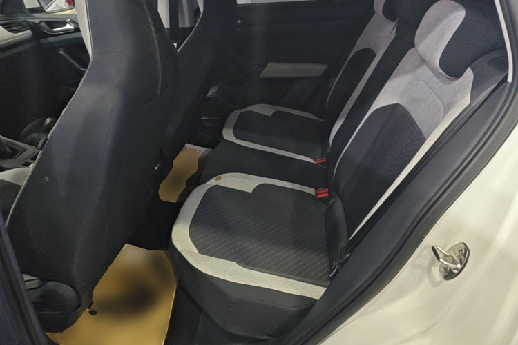 Volkswagen Tharu 2025 car image #17