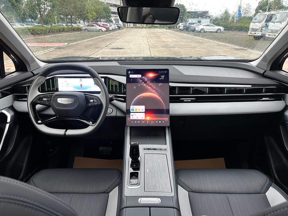GEELY Boyue L 2024 car image #7