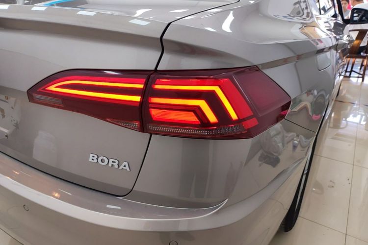 Volkswagen Bora 2019 #8 Volkswagen Bora 2019 car image #8