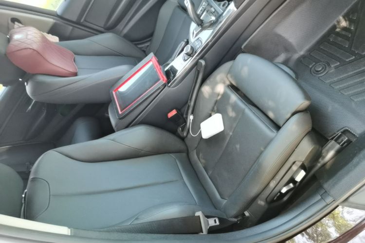 BMW 3 Series 2018 #24 BMW 3 Series 2018 car image #24