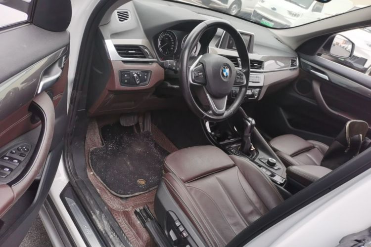 BMW X1 2018 car image #16