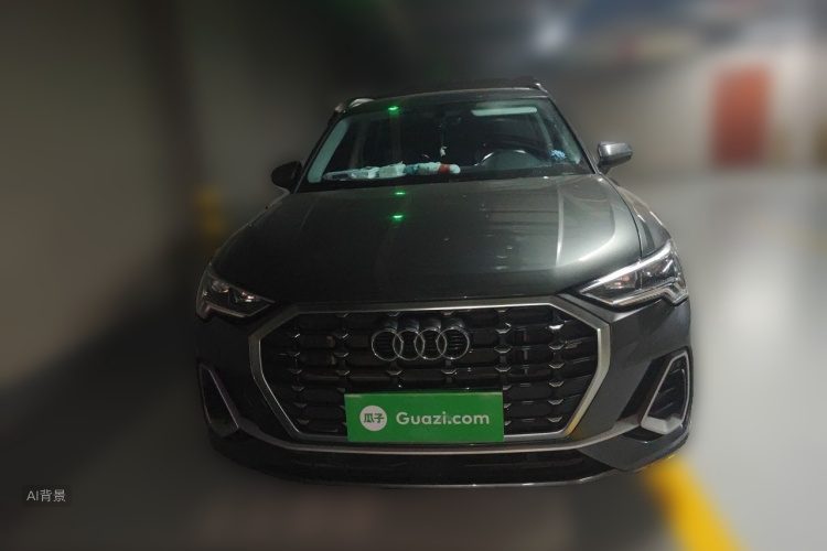 Audi Q3 2021 car image #3
