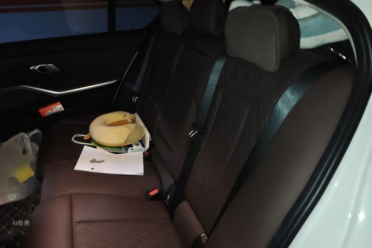 BMW 3 Series 2023 car image #19