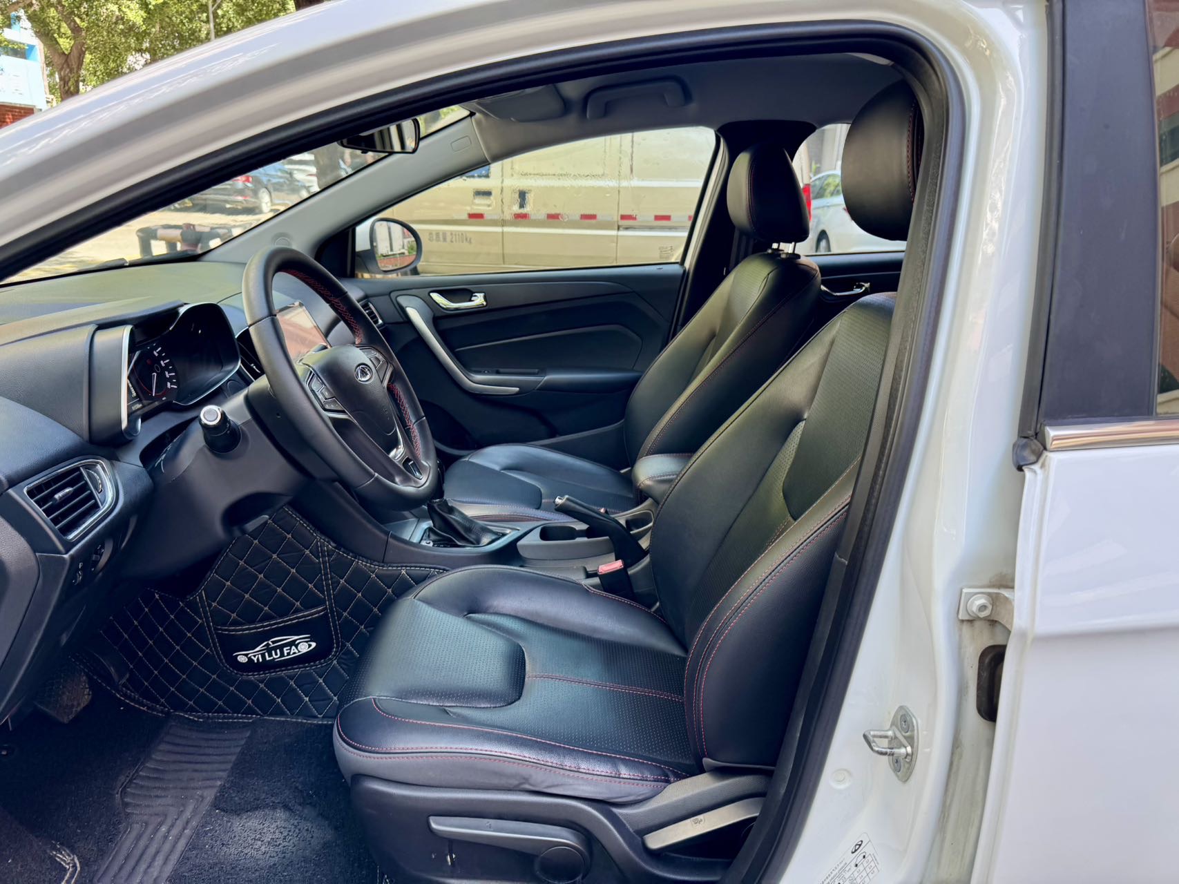 Chery Arrizo 5 2018 #7 Chery Arrizo 5 2018 car image #7