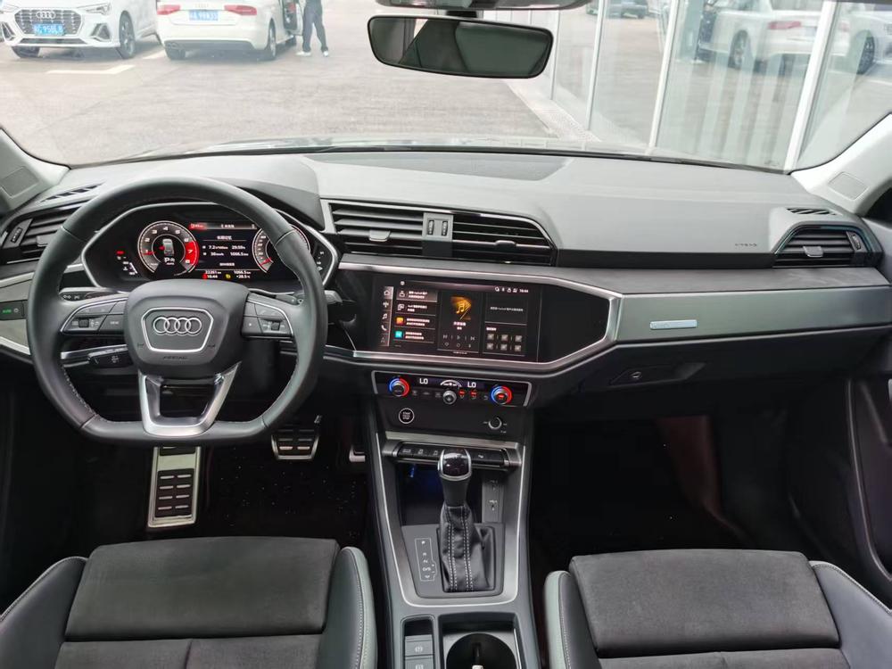 Audi Q3 2023 #7 Audi Q3 2023 car image #7