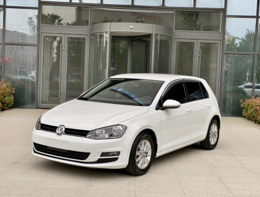 Volkswagen Golf 2017 Volkswagen Golf 2017 car image