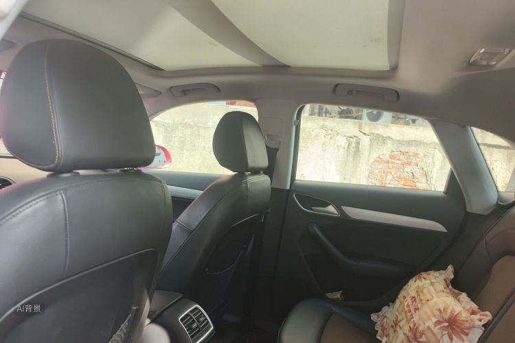 Audi Q3 2017 immagine di auto #20