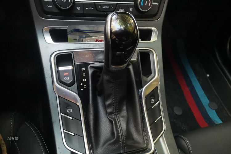 GEELY Emgrand 2020 car image #16