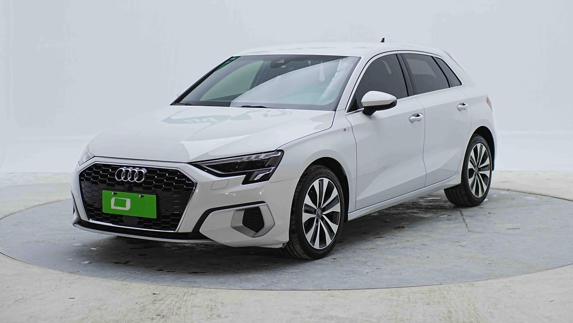 2022 2022 car image
