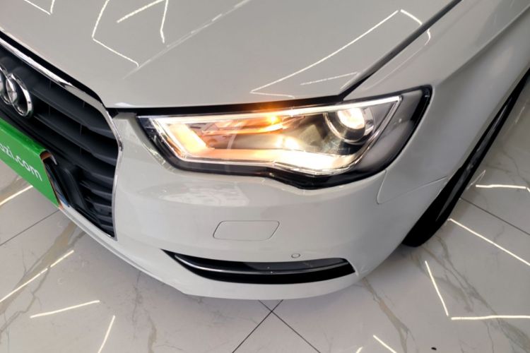 Audi A3 2016 immagine di auto #22