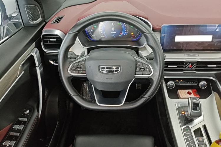 GEELY Coolray 2019 car image #11