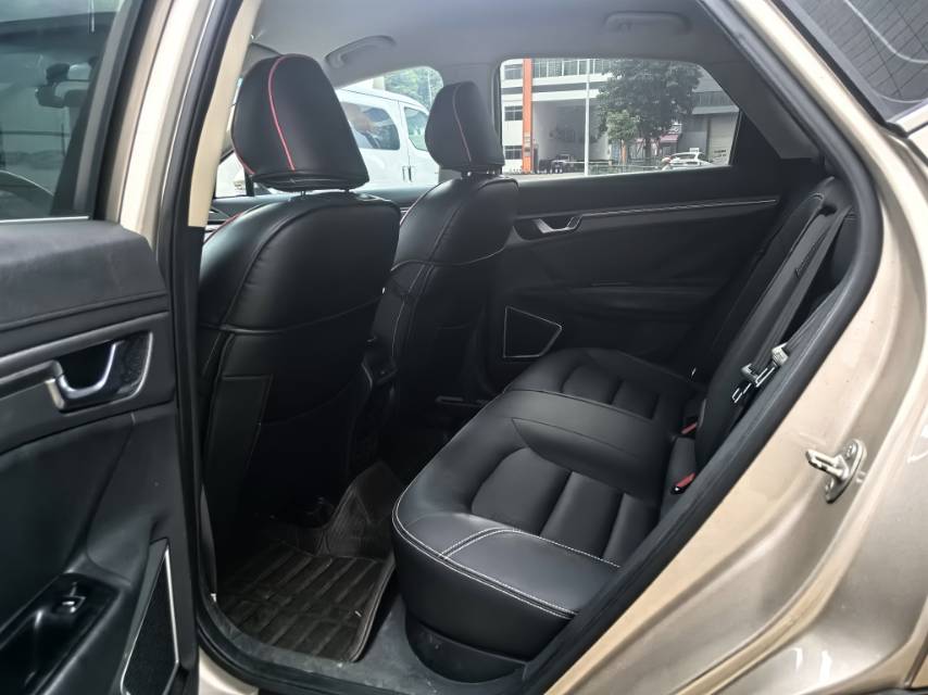 GEELY Emgrand GS 2017 imagem de carro #4