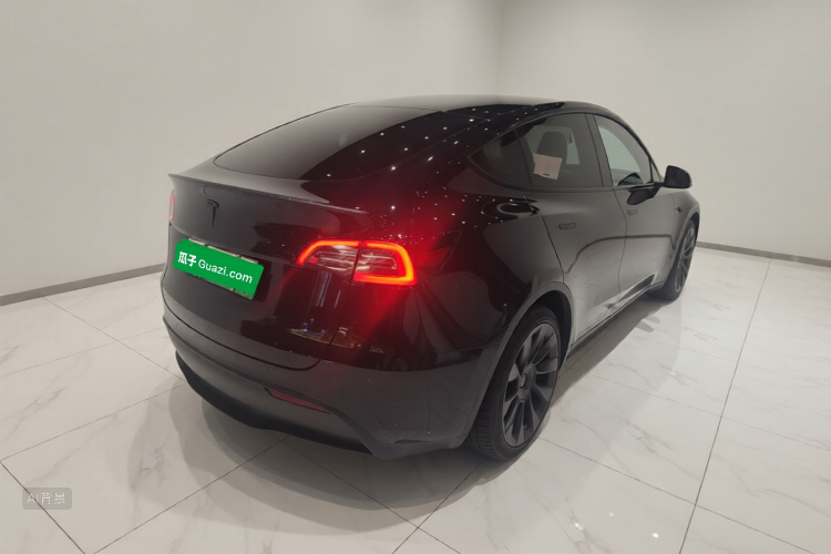Tesla Model Y 2022 #7 Tesla Model Y 2022 car image #7