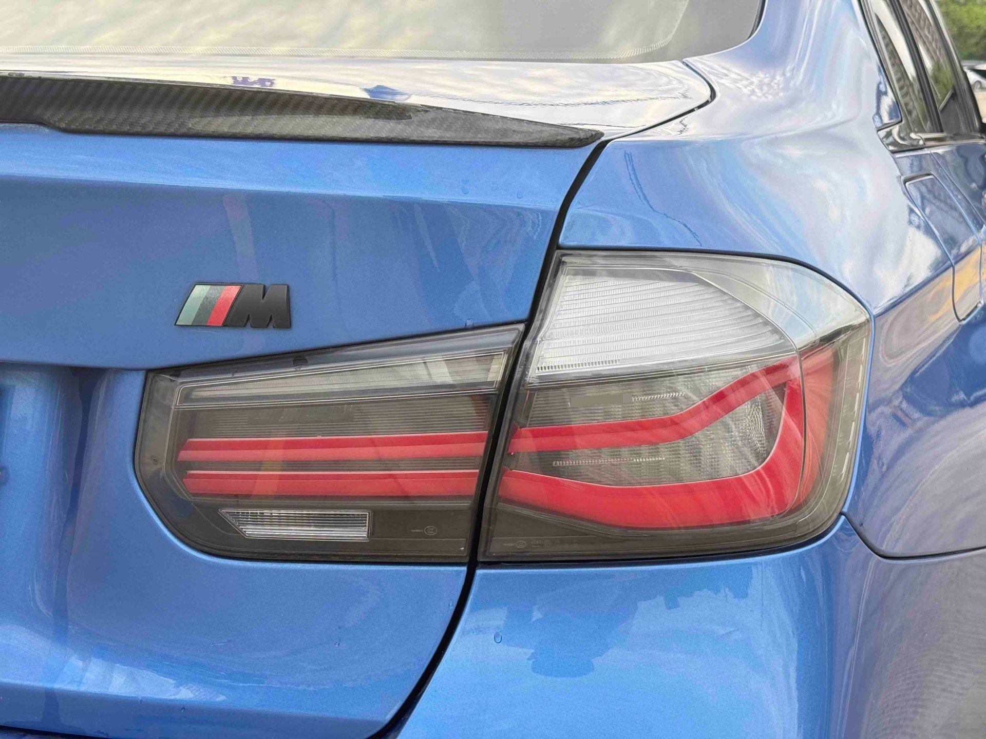BMW 3 Series 2018 car image #12