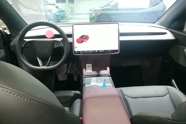 Tesla Model Y 2026 #11 Tesla Model Y 2026 car image #11