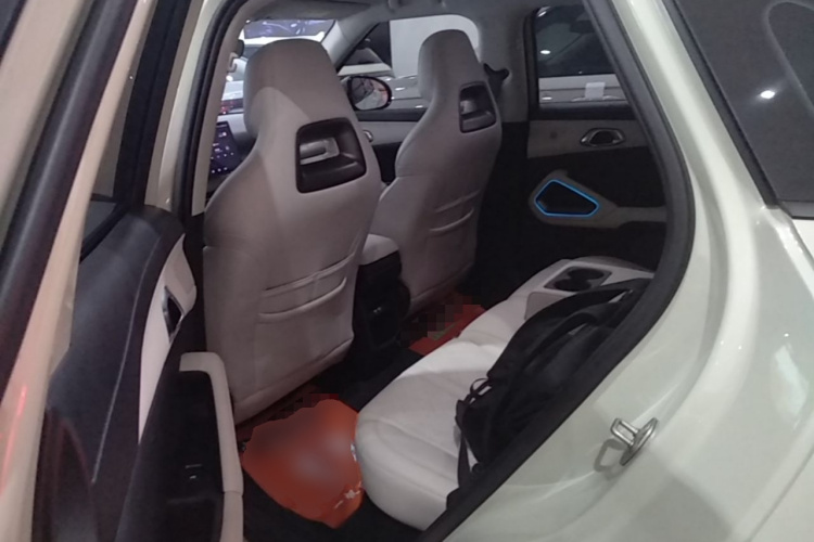 BYD YuanUP 2024 #17 BYD YuanUP 2024 صورة سيارة #17